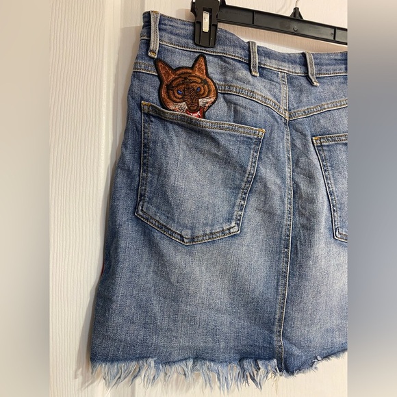 Guess 90s Patchwork Ripped Mini Cotton Pockets Zipper Denim Jean Skirt Size 30 - Picture 7 of 11